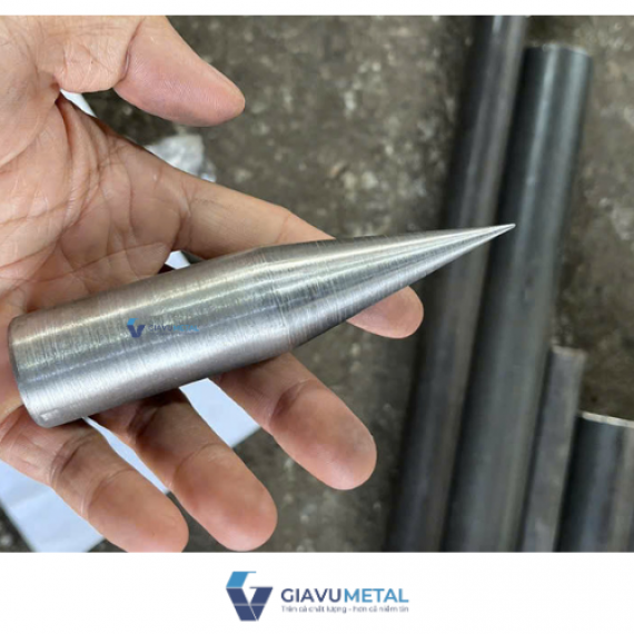 Trụ đỡ kim thu sét thép