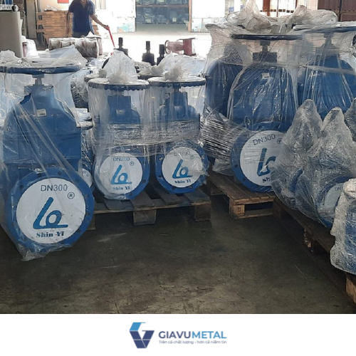 1van cong ty chim shinyi tay quay09