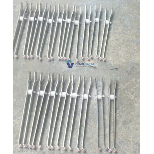 22gia công tiện vít me , bánh răng inoxcc