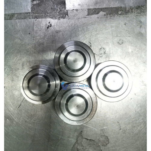 7gia công tiện vít me , bánh răng inox5